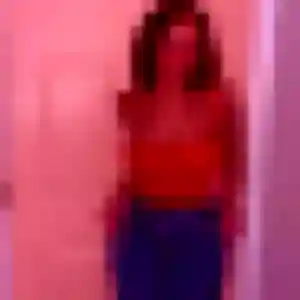 Thérèse (21 ans) à Carnoules attend une rencontre ce soir