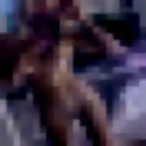 Rebecca (22 ans) à Castellar cherche une rencontre rapidement