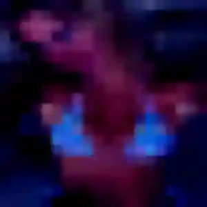 Thérèse, 20 ans, en ligne à Caudry pour une rencontre coquine