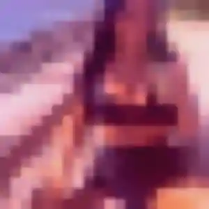 Ebele de Cébazat, 23 ans - rencontre adulte en toute liberté