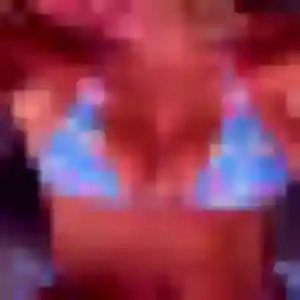 rencontre adulte à Celle-Lévescault : photo de Bérénice, 26 ans - accès libre