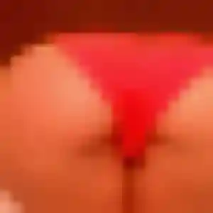 Rejoins Titilayo, 28 ans à Cerny en privé