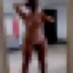 Deborah de Ceyras, 30 ans - rencontre adulte sans prise de tête