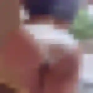 Banna, 21 ans, disponible à Ceyssat pour un rencontre adulte