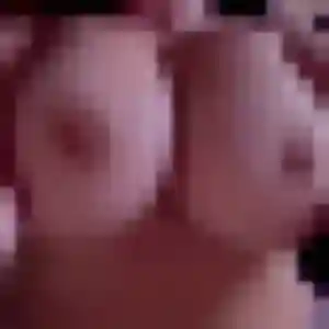 Monique, 25 ans, disponible à Ceyssat pour une rencontre coquine