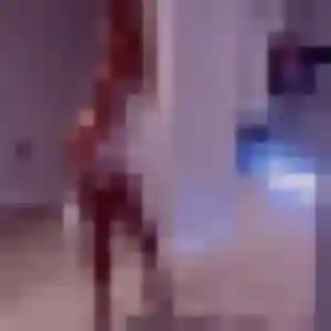 Aïcha, 21 ans, connectée à Challex pour un rencontre adulte