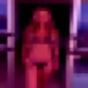 Eugénie, 28 ans, connectée à Champlay pour un rencontre adulte