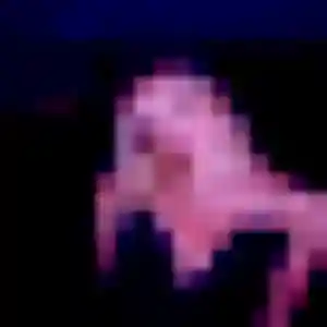 Awa, femme de 25 ans propose rencontre adulte à Champs-sur-Tarentaine-Marchal