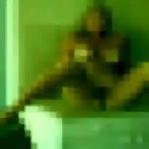 Christelle, 19 ans, connectée à Champs-sur-Tarentaine-Marchal pour un rencontre adulte