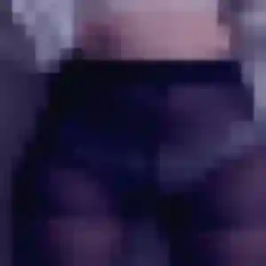 Belle Josiane, 32 ans à Chamvres - voir sa photo