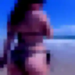 Rejoins Binta, 23 ans à Chandon gratuitement