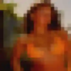 Profil de Karima à Charnay-lès-Mâcon (19 ans) - rencontre adulte anonyme