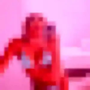 Nadia (23 ans) à Charrin attend une rencontre rapidement