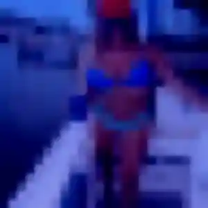 Korotoumou, 35 ans, connectée à Château-Porcien pour une rencontre coquine