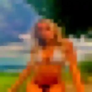 Contacte Élise, 33 ans à Châteaumeillant en privé