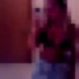 Roxane (19 ans) à Châtellerault propose une rencontre ce soir