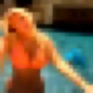 Rejoins Uchenna, 37 ans à Châtillon-le-Duc en privé