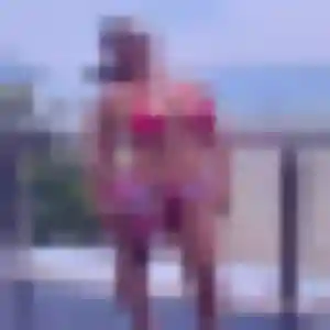 Amani (19 ans) à Cheffes propose un rencontre adulte ce soir