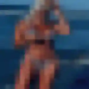 Ayélé, fille de 19 ans veut rencontre adulte à Chevreuse