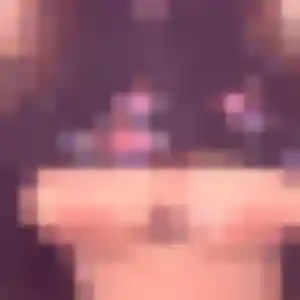 Esi, 23 ans, disponible à Chuzelles pour une rencontre coquine