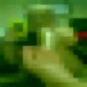 Funke, 21 ans, connectée à Cinqueux pour un rencontre adulte