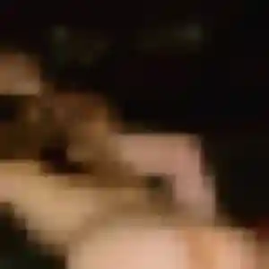 Mumbi, 22 ans, connectée à Civens pour un rencontre adulte