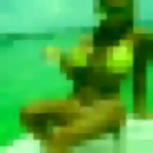 Ursula (32 ans) à Clans attend une rencontre rapidement