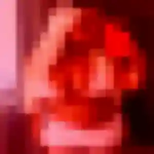 Émeline de Collias, 23 ans - rencontre adulte discret