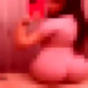 Obiageli, 21 ans, connectée à Colombelles pour un rencontre adulte