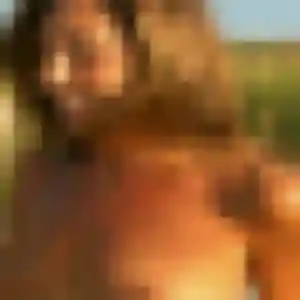 rencontre adulte à Combloux : photo de Valérie, 27 ans - accès libre