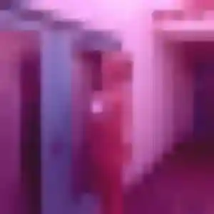 Louna (32 ans) à Coray attend un rencontre adulte rapidement