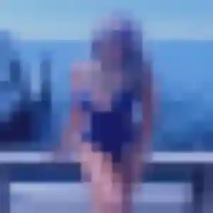 Lina, 19 ans, connectée à Corbigny pour un rencontre adulte