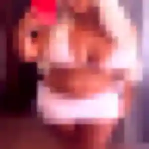 Photo privée de Mbène, 26 ans à Cordemais - rencontre coquine