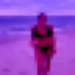 Adaora, 25 ans, en ligne à Corent pour une rencontre coquine