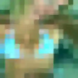 Photo exclusive de Afia, 19 ans à Correns - plan discret