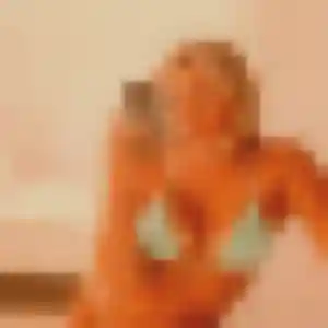 Jolie Roxane, 20 ans à Courbépine - la contacter