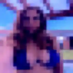 Photo perso de Neneh, 22 ans à Cours - rencontre sans lendemain