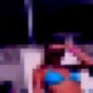 Téning de Coursan, 38 ans - rencontre adulte sans lendemain