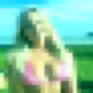 Fanta, 26 ans, connectée à Coutouvre pour une rencontre coquine
