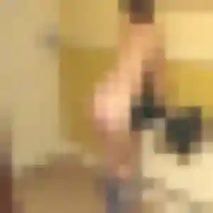 rencontre adulte à Crach : profil de Gnilane, 32 ans - sans engagement