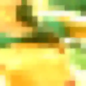 Rejoins Rokhaya, 19 ans à Croth en t'inscrivant