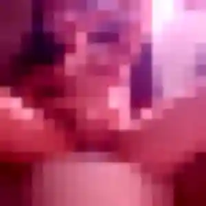 Hadija, 23 ans, connectée à Crulai pour un rencontre adulte