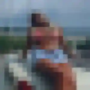 Photo privée de Mariame, 19 ans à Cuers - plan discret