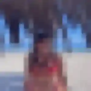 Peace de Cuers, 29 ans - rencontre adulte discret