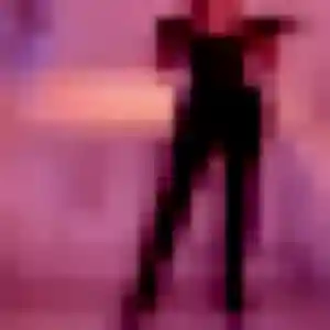 Contacte Adeline, 35 ans à Cuguen en privé
