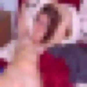 Gnilane (22 ans) à Cuzance cherche une rencontre aujourd'hui