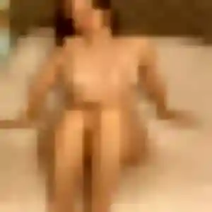 Thalia (31 ans) à Daix propose une rencontre aujourd'hui