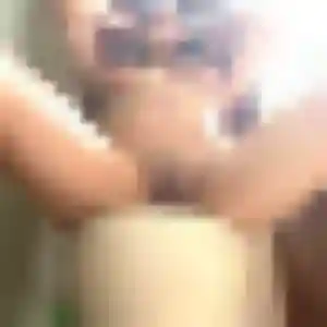 Isatou, fille de 21 ans cherche rencontre adulte à Darvault
