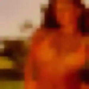 Salomé, 19 ans, dispo pour rencontre adulte à Daux
