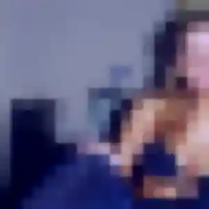 Rejoins Obiageli, 28 ans à Dechy en privé